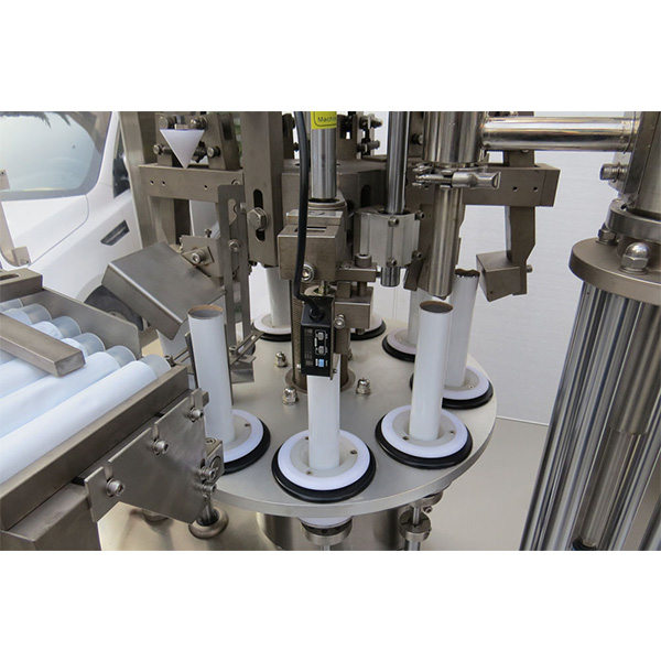 Awtomatikong polish ng malambot na tubo ng pagpuno ng sealing machine