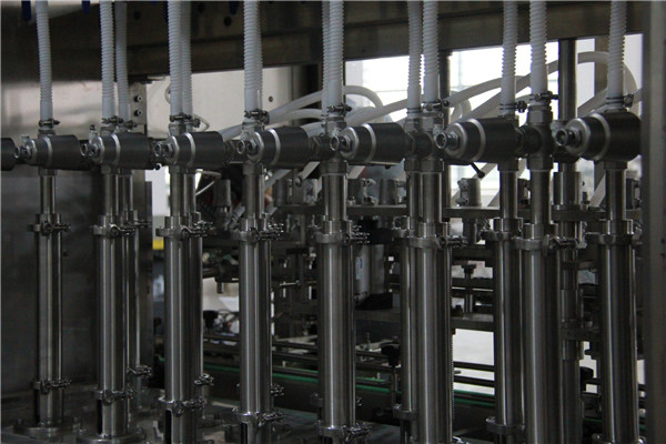 Mataas na kapasidad na capsicum sauce na linear likidong pagpuno ng makina